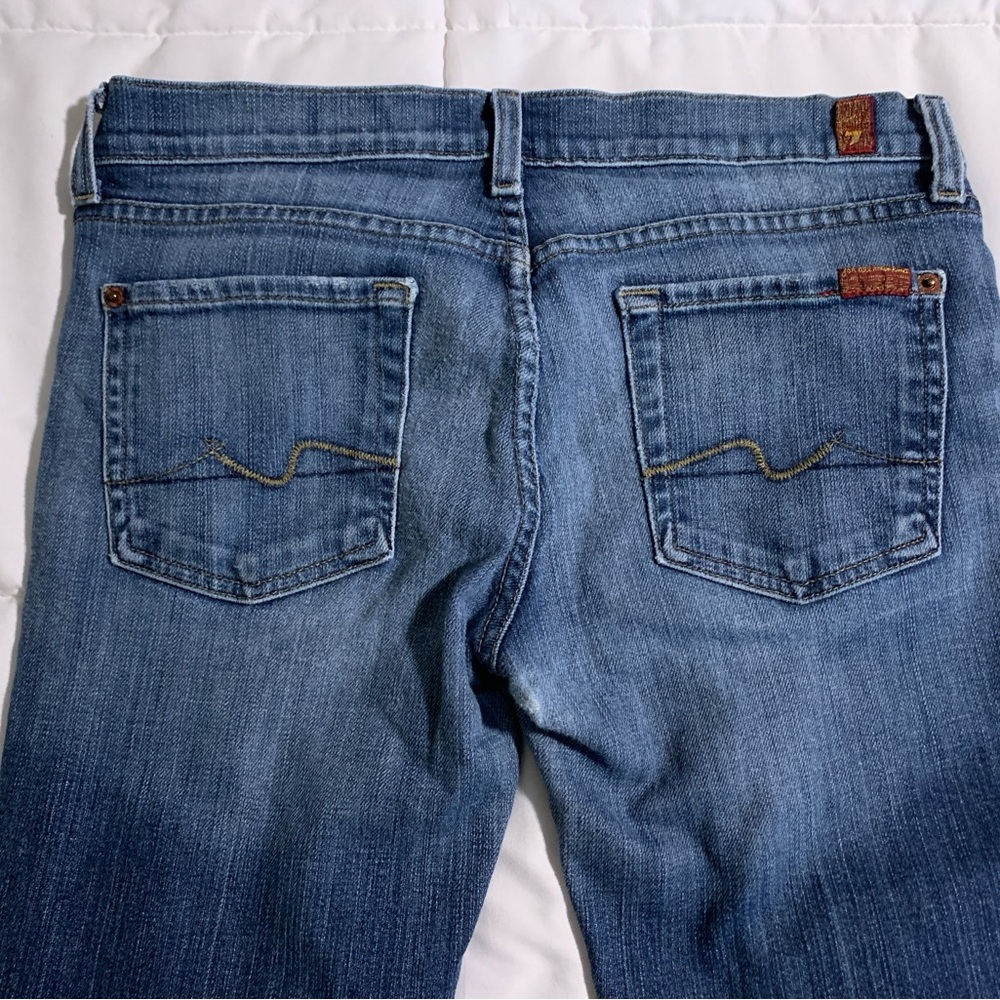 7 For All Mankind Sz 29 Designer Boot Cut Jeans Feminine Look Relaxed Normcore